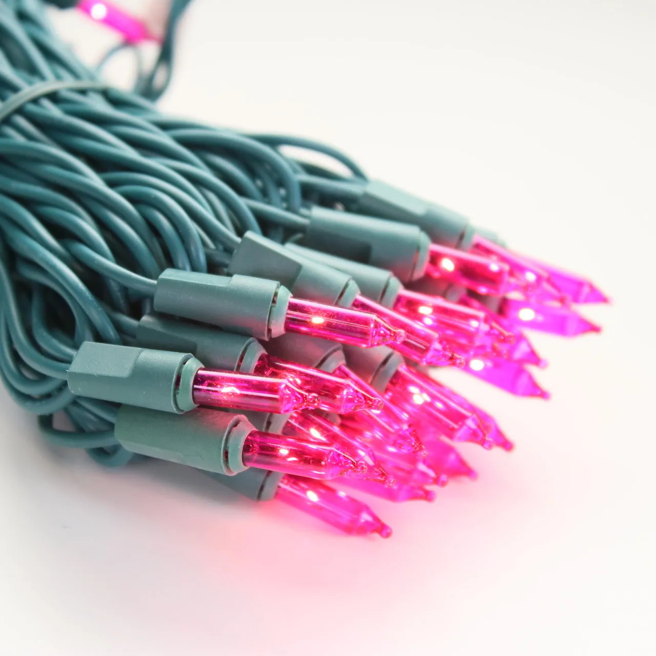 100-bulb Pink Mini Lights, 4" Spacing, Green Wire