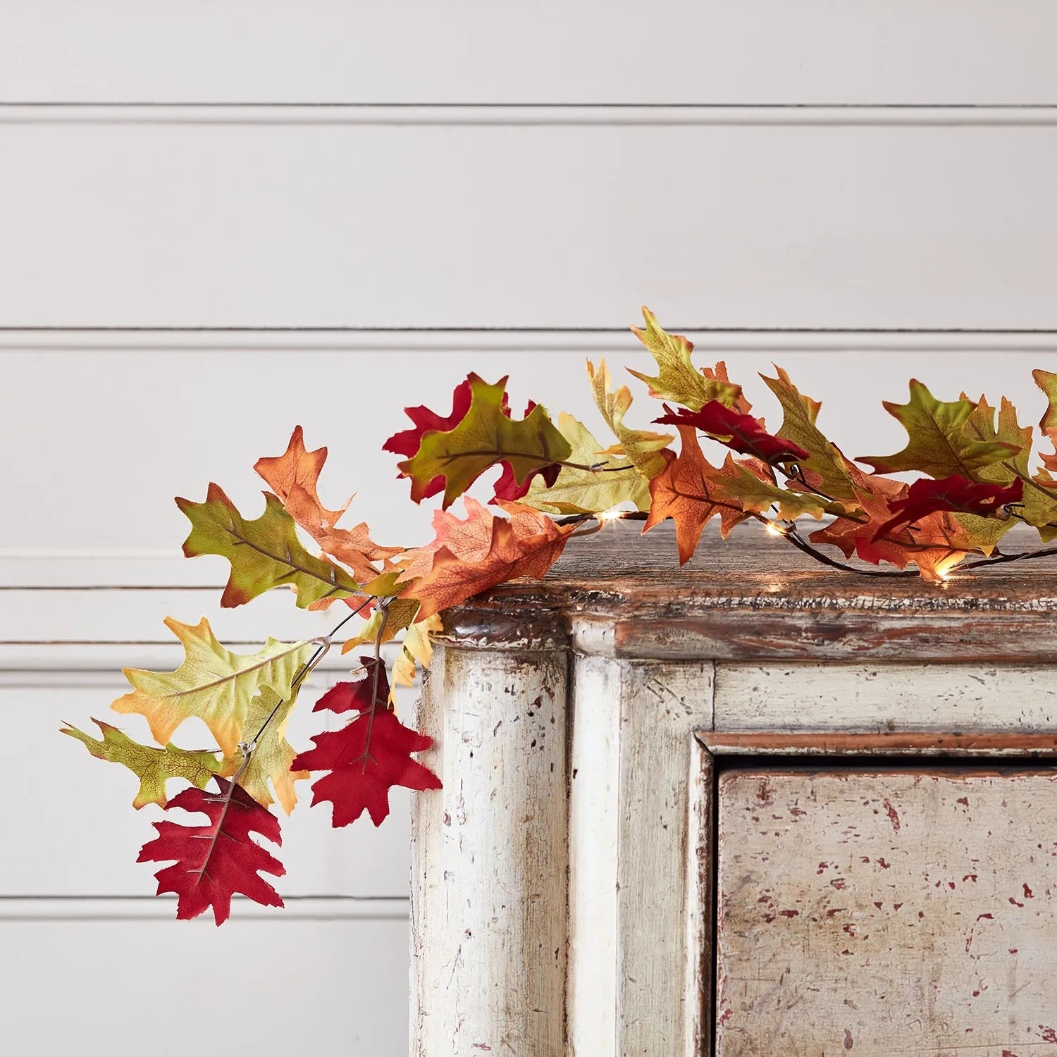 1.5m Pre Lit Oak Leaf Autumn Garland