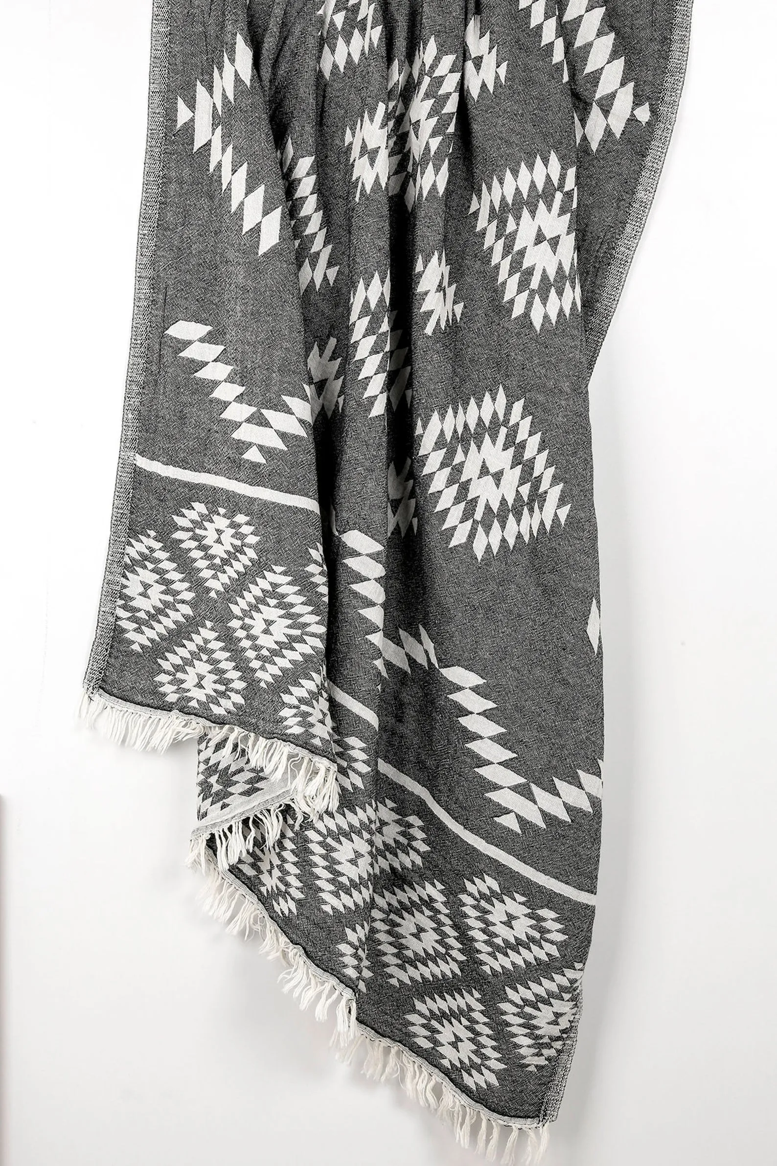 AZTEC BLACK TURKISH TOWEL