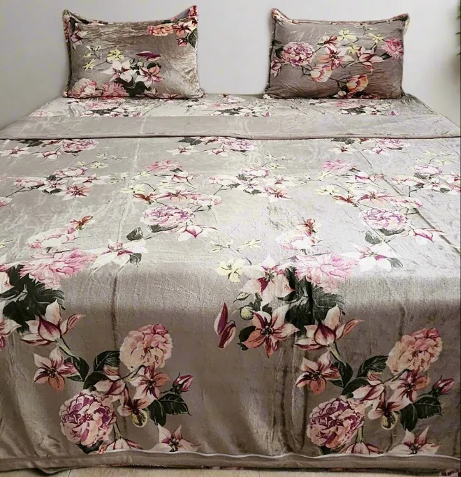 Champaigne Shade Floral Print Warm Duvet Cover Set