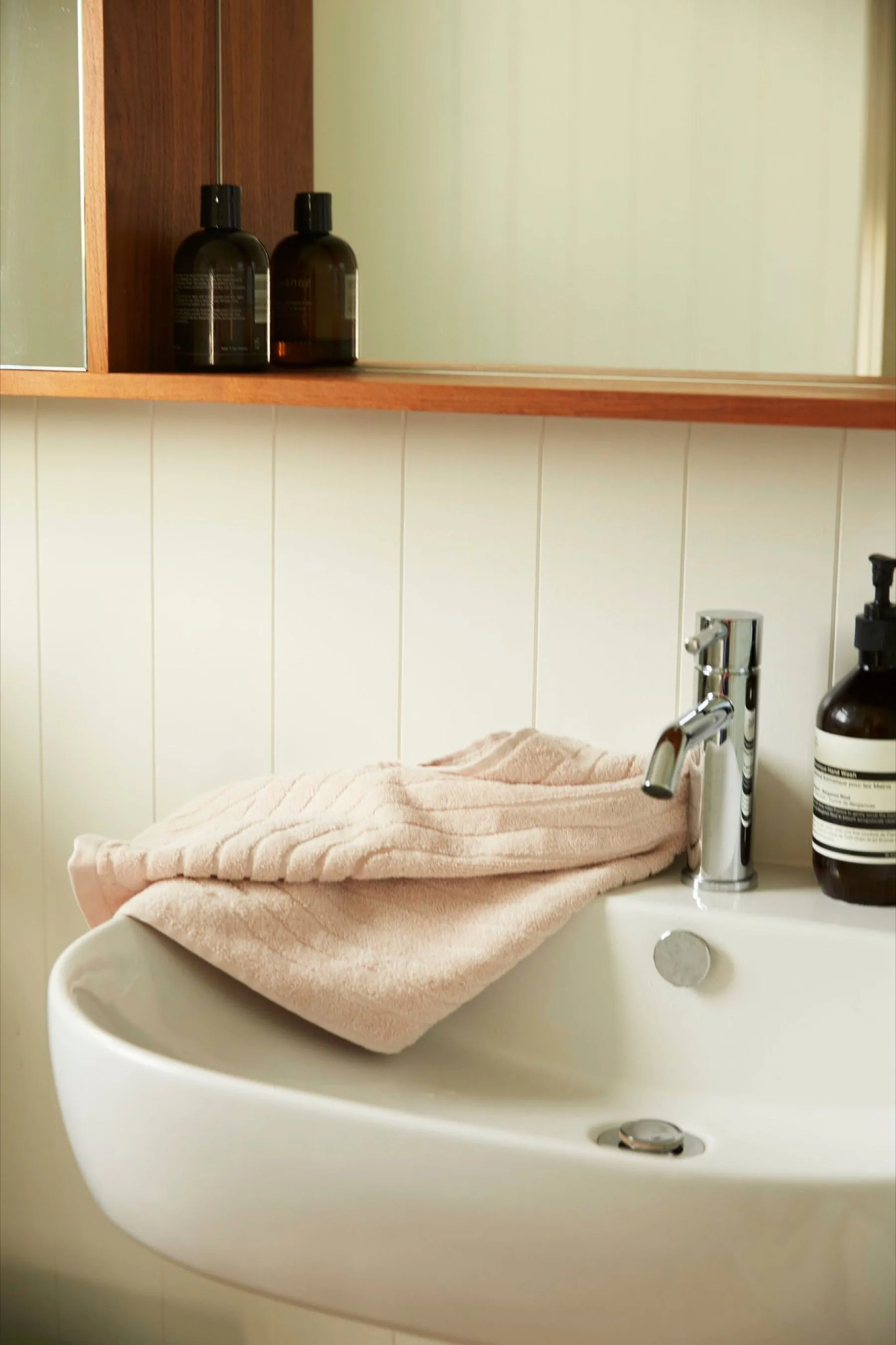 Clay Clovelly Hand Towel