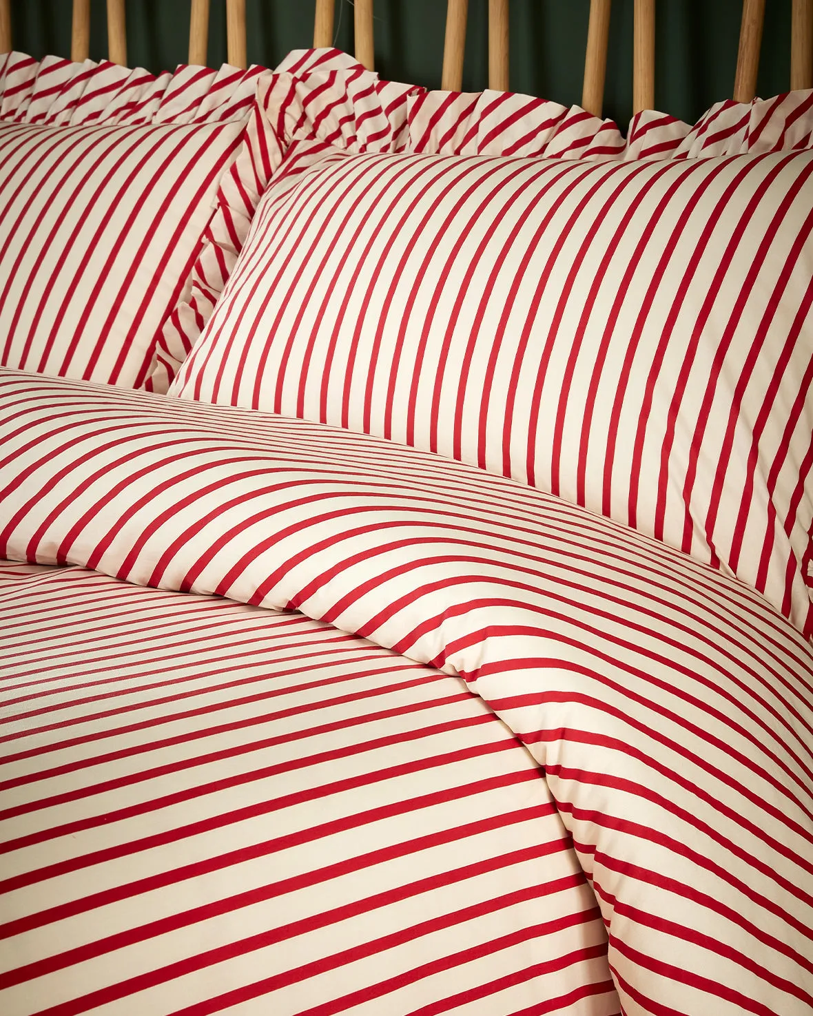 Cotton Christmas Candy Cane Stripe Print Frill Bedding Set