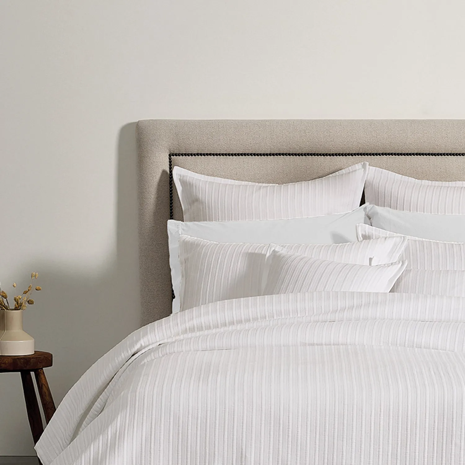 Evora White Bedspread Set by Bianca