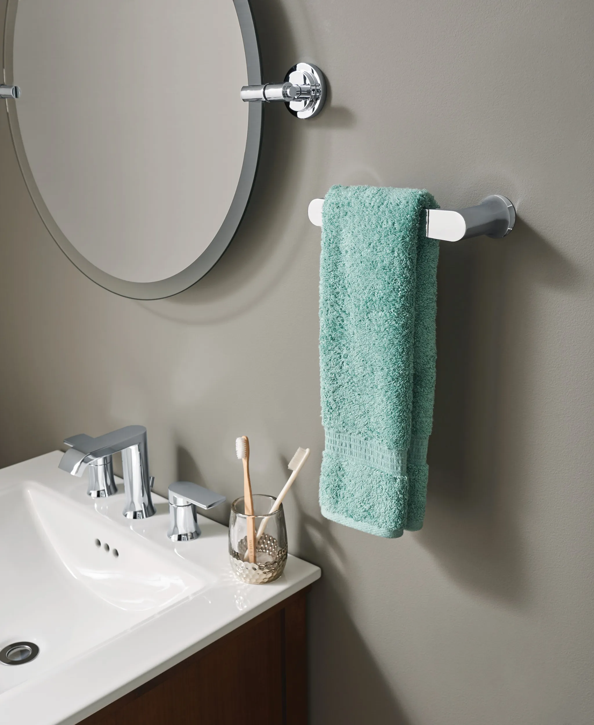 Genta LX Chrome Hand Towel Bar