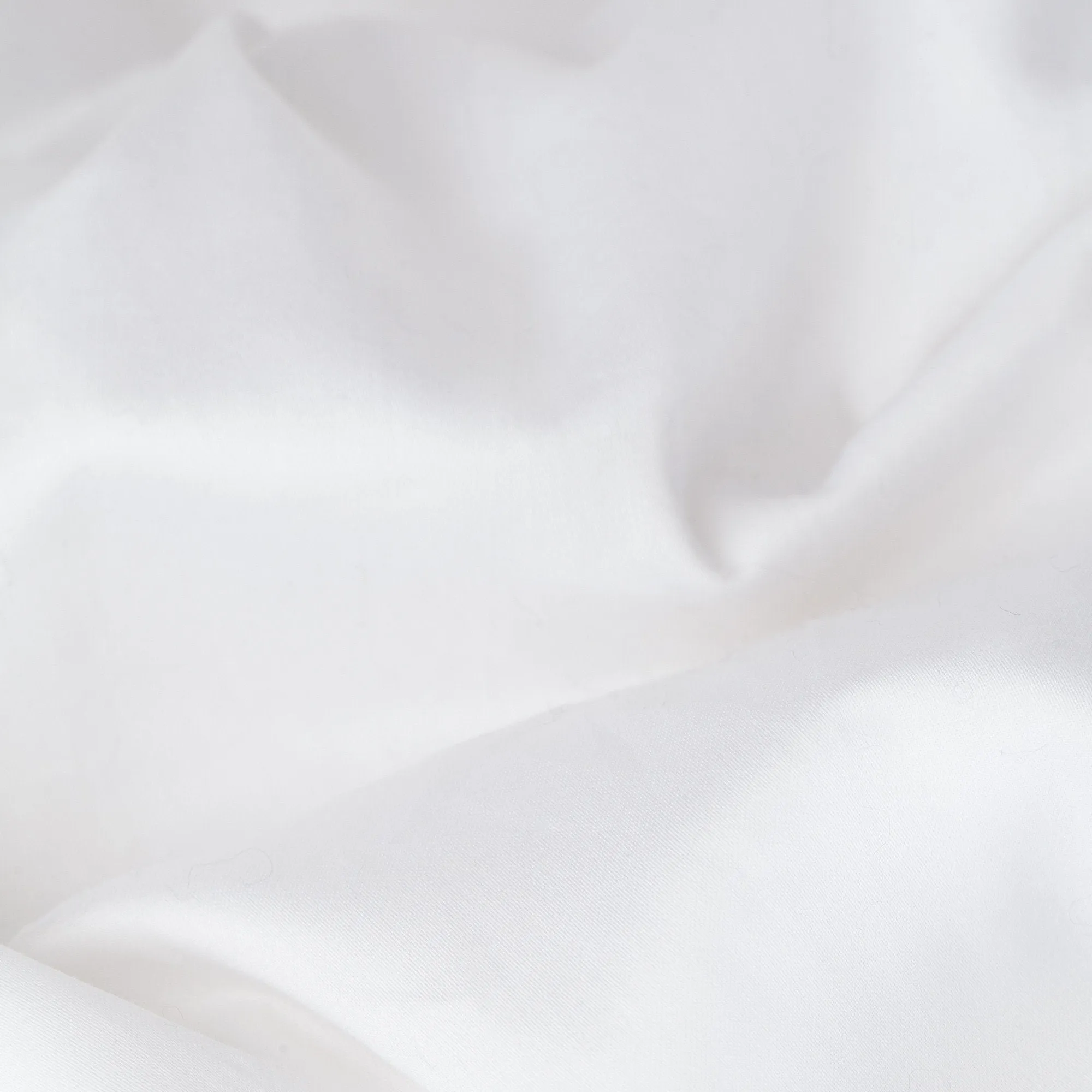 Manziana Bedding [White]