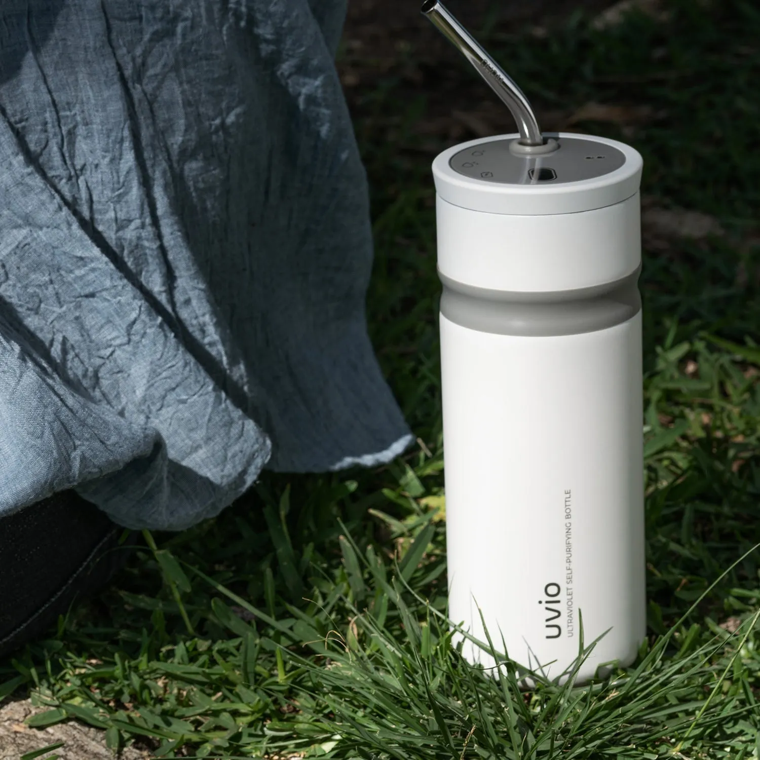 Uvio Self-Purifying Water Bottle